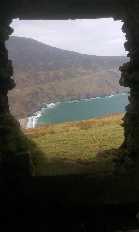 Dooagh Achill West Coast House Bed & Breakfast エクステリア 写真
