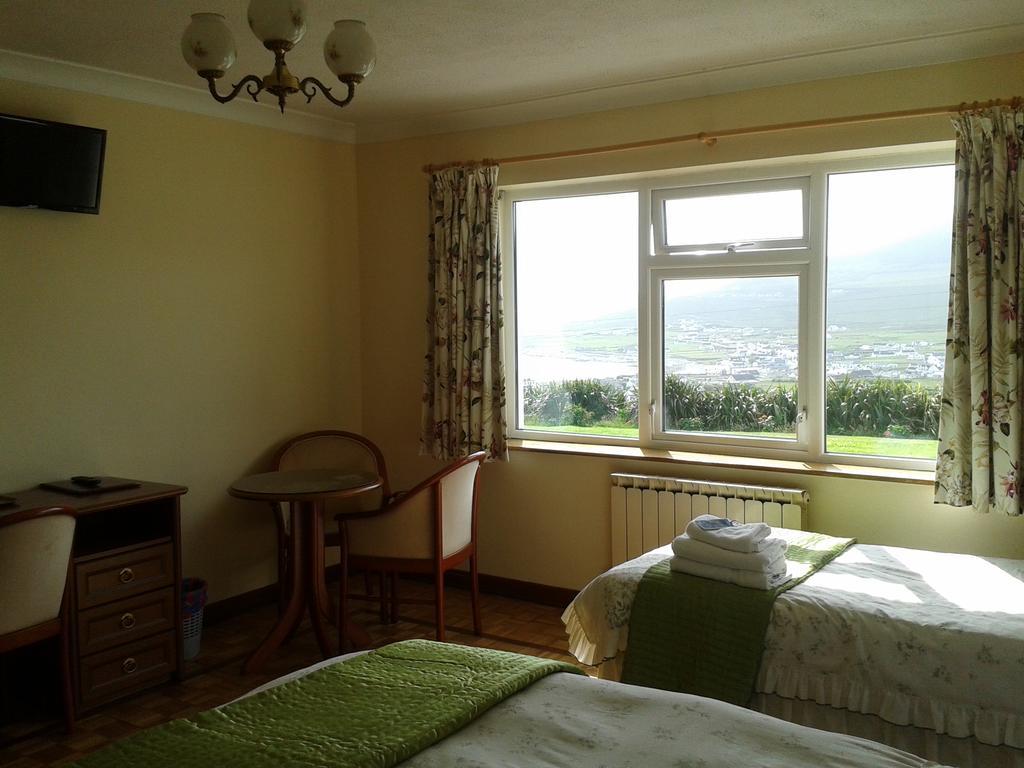 Dooagh Achill West Coast House Bed & Breakfast エクステリア 写真