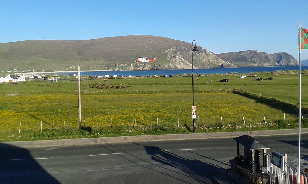 Dooagh Achill West Coast House Bed & Breakfast エクステリア 写真
