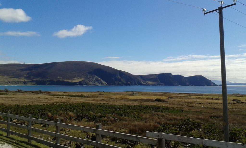 Dooagh Achill West Coast House Bed & Breakfast エクステリア 写真