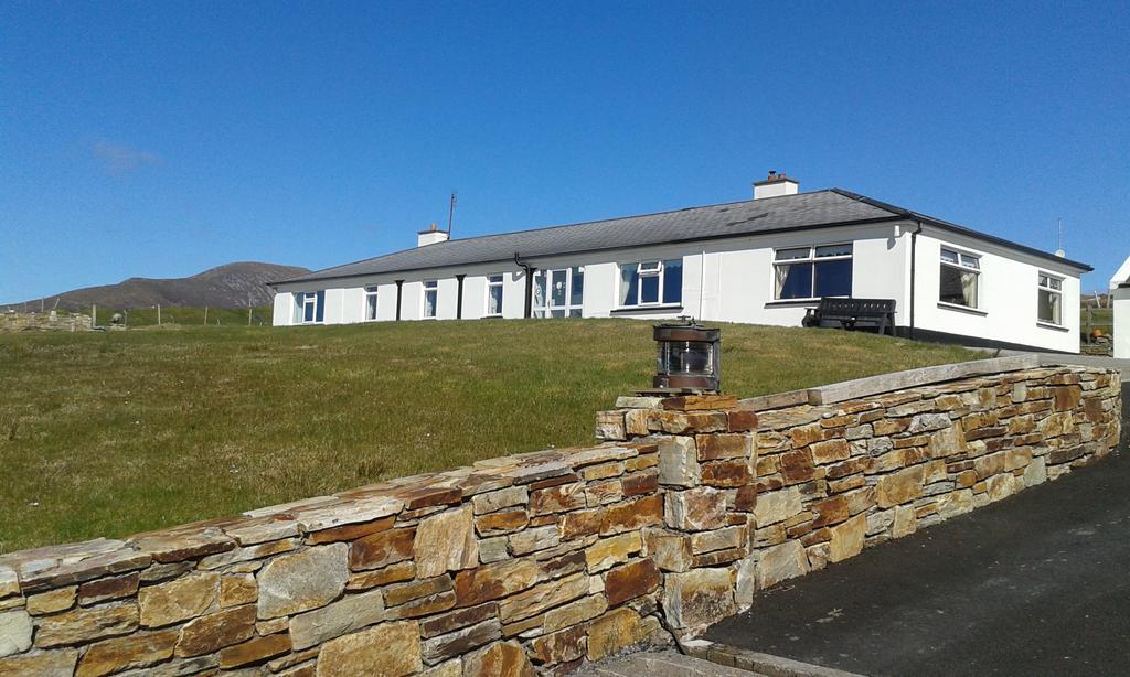 Dooagh Achill West Coast House Bed & Breakfast エクステリア 写真